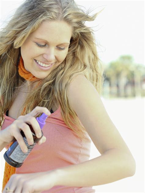 Sunscreen Spray Could Pose Burn Risk Near Open Flame Huffpost