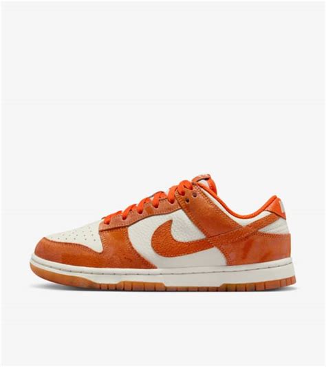 Womens Dunk Low Total Orange Fn7773 001 Release Date Nike Snkrs Id