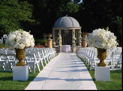 Outdoor Wedding Altar Ideas Wedding And Bridal Inspiration