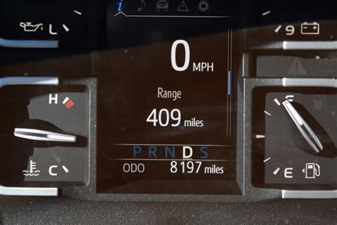 Top 5 Factory Equipped Options for the 2nd Gen Toyota Tundra