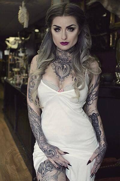 The Beautiful Ryan Ashley Malarkey She S An Amazing Tattoo Artist
