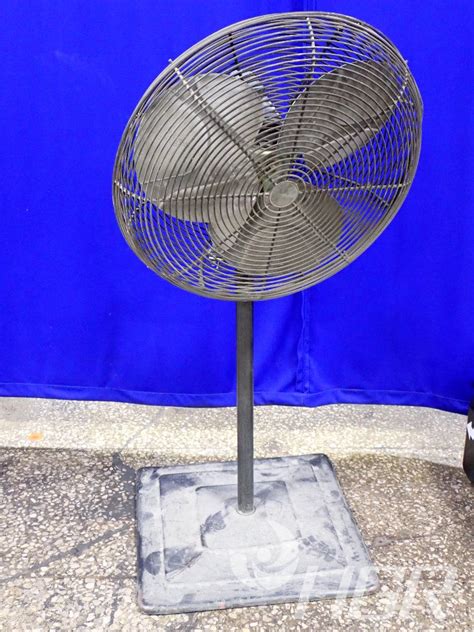 Used Pedestal Fan Hgr Industrial Surplus