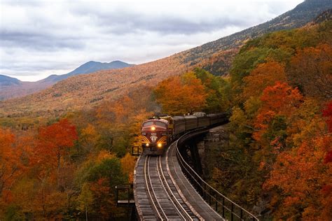 20 Amazing Places To See Fall Foliage In The Us 2024
