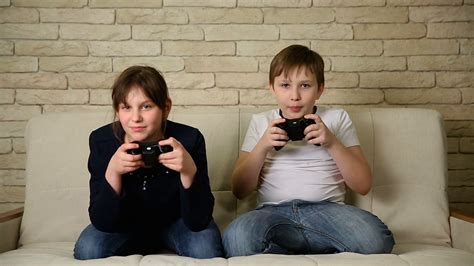 Brother And Sister Play Videogames Stock Video Footage 0022 Sbv