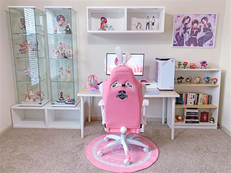 Here are 7 great girly computer games. My Pink Gaming Setup | MyFigureCollection.net