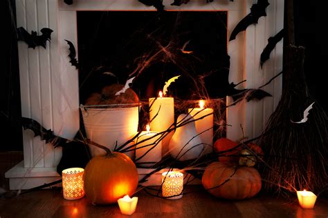 How To Decorate Window For Halloween Sengers Blog