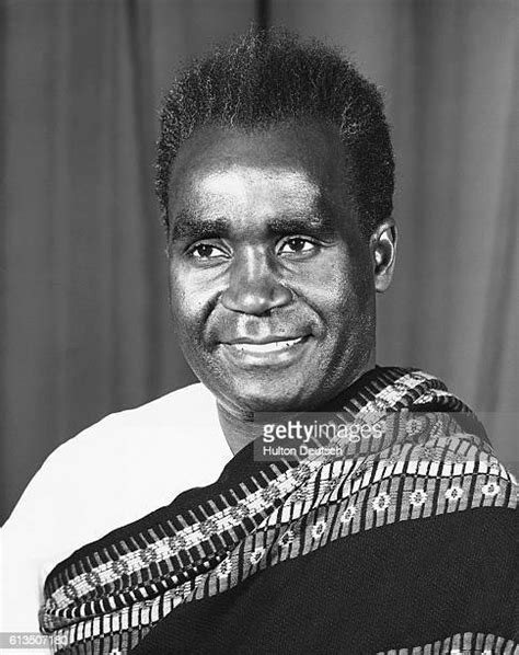 Kenneth david kaunda (born 28 april 1924),1 also known as kk,2 is a zambian former politician who served as the first president of zambia from 1964 kaunda was the youngest of eight children. Kenneth Kaunda Stockfoto's en -beelden - Getty Images