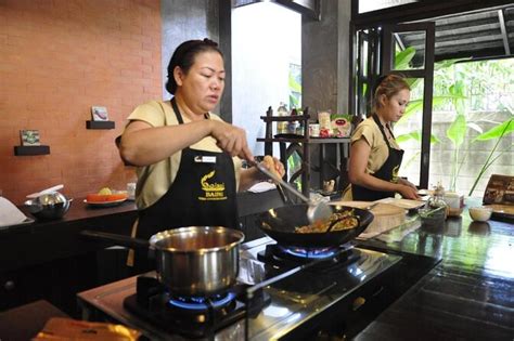 tickets and tours baipai thai cooking school bangkok viator