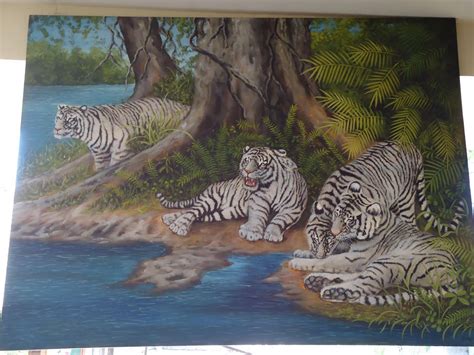 Foto melihat harimau putih pertama yang lahir di bangladesh. OLEH - OLEH KARANGASEM: LUKISAN HARIMAU PUTIH