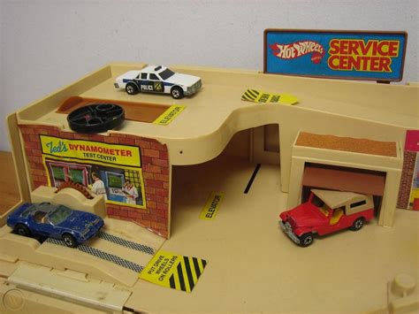 vintage 1979 mattel hot wheels service center foldaway garage and redline cars 1811596898