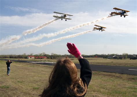 2015 Air Race Classic Inspiring A New Generation Of Female Aviators Kmuw