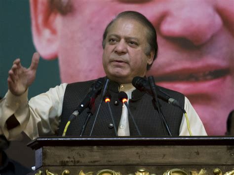 pakistan s high court bans ousted prime minister sharif from politics ncpr news