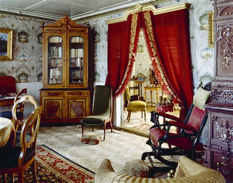 Colour and pattern are balanced. 16 Ideas of Victorian Interior Design