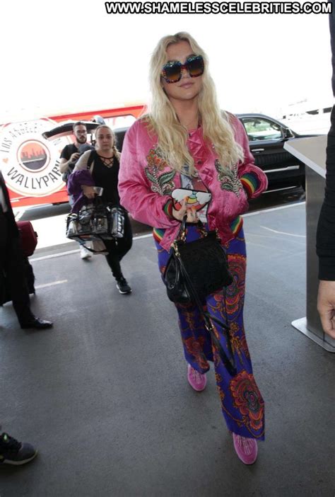 Lax Airport Kesha Angel Los Angeles Paparazzi Beautiful Posing Hot Lax