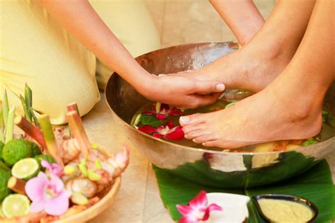Pamper Your Feet And Legs With Our 75 Minutes Signature Restorative Foot Therapy At Spa Cenvaree