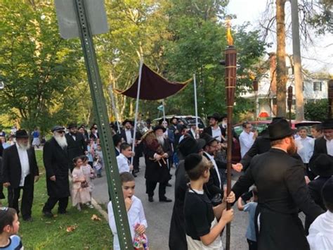 Chabad Of Park Heights Celebrates Arrival Of New Torah Scroll