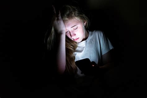 How Cyberbullying Affects Your Brain Scimex