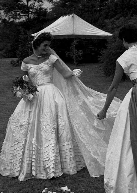 september 12 1953 kennedy wedding dress jackie kennedy wedding jackie kennedy wedding dress
