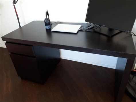 Ikea malm schreibtisch have some pictures that related each other. Bürotisch, IKEA Schreibtisch MALM | Kaufen auf Ricardo