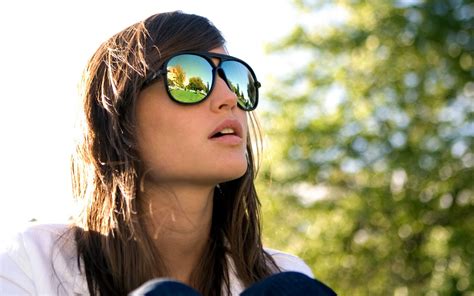 Stylish Girl In Sun Glasses Wide Monitor Wallpaper Windows 8 Hd