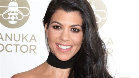 Kourtney Kardashian Leaves Little To The Imagination In Barely There Bikini Tanvir Ahmed Anontow