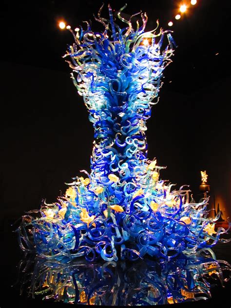 Singletary is a significant force in the field. Chihuly Glass and Garden | Seattle MonorailSeattle Monorail