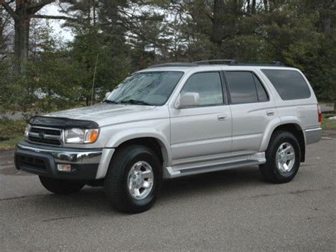 We are accepting orders, and our delivery service is still available. Purchase used 2000 TOYOTA 4RUNNER SR5 4WD FAMILY SUV, CLEAN! in Butler, Pennsylvania, United States