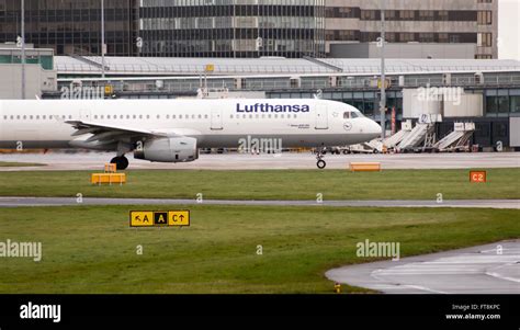 Lufthansa Airbus A321 Narrow Body Passenger Plane D Airo Konstanz