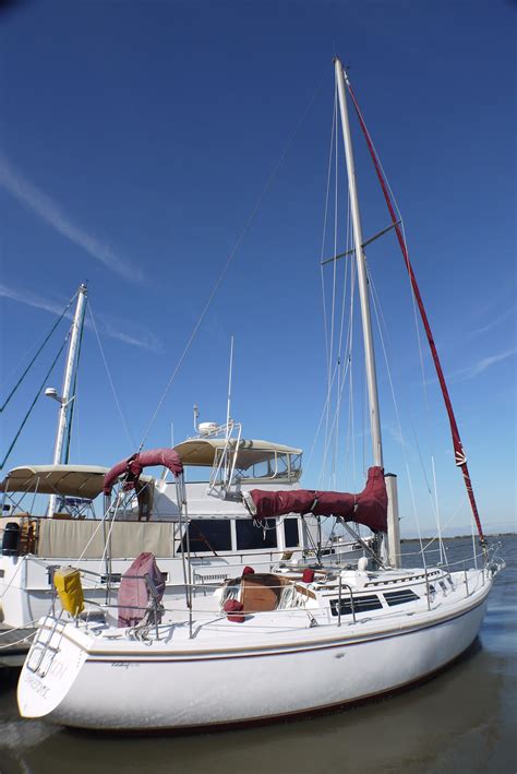 1989 Catalina 34 Sail Boat For Sale