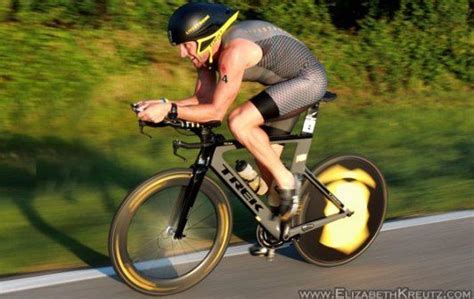Lance Armstrong Dominates At Ironman 703 Hawaii Triathlon Training