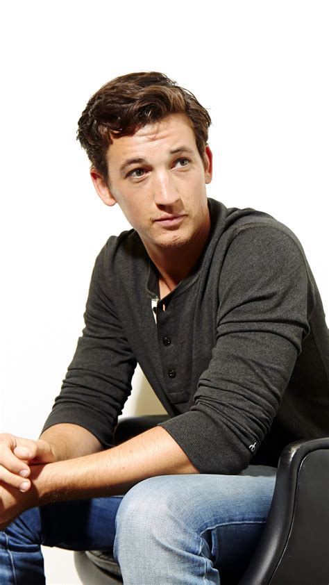 His parents, merry (flowers) and mike teller, were both from carneys point, new jersey. Wallpaper Miles Teller, Most Popular Celebs in 2015, actor, musician, Fantastic Four, Divergent ...