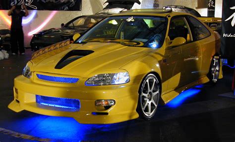Die lustigsten autos bilder und videos in vielen kategorien sortiert. qp Bild - Honda Civic Coupe (gelb) - 136,1 KB - Honda ...