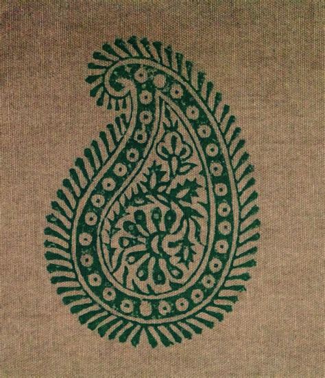 Indian Traditional Paisley Pattern On Cloth Paisleypins Pinterest