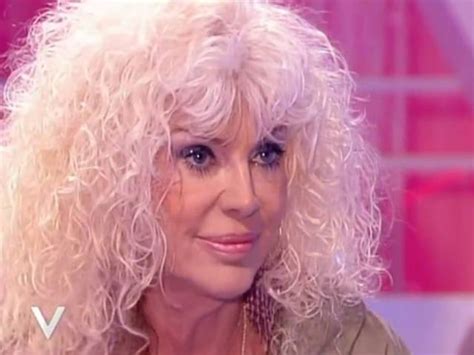 Le più belle di sempre… Donatella Rettore si svela fra malattia, trasfusioni e ...