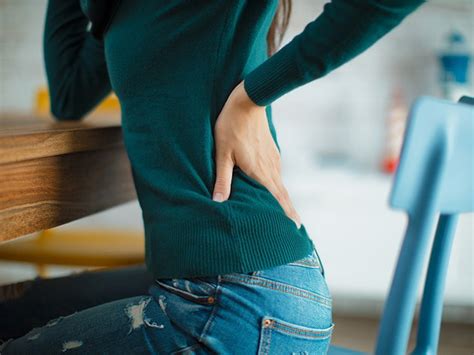 Middle Back Pain Left Side Causes Treatments And When To Seek Care