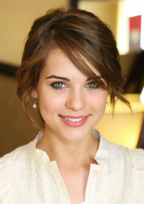 super hollywood lyndsy fonseca profile pictures images and wallpapers