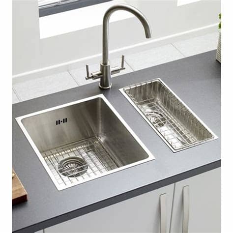 Petit tour en image sur la question des zelliges, matériaux très tendance depuis quelques temps. porcelain undermount kitchen sinks | Undermount kitchen ...