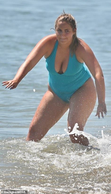 Jacqueline Jossa Showcases Her Enviable Curvesin A Tight Blue Swimsuit During Marbella Getaway