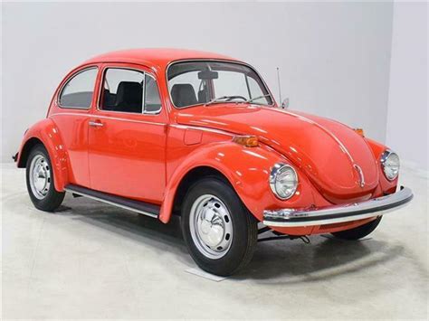 How much did a 1972 Volkswagen Beetle cost new? 2