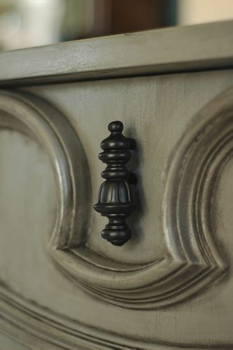 Check spelling or type a new query. How To Paint Cabinet Pulls And Knobs - Shelterness
