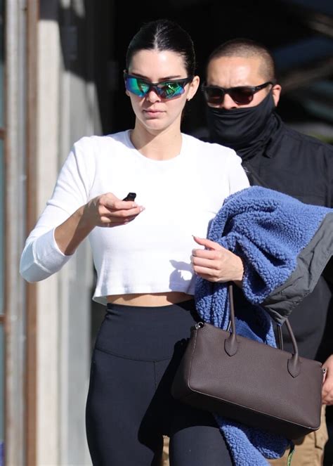 Kendall Jenner Sexy Cameltoe In Leggings At A Pilates Class In West