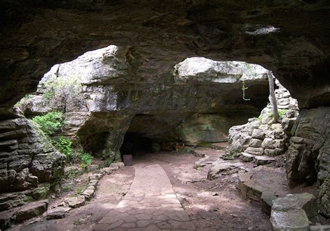Exploring The Caverns And Caves In Texas Hubpages