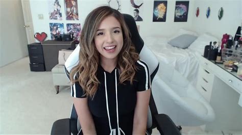 Pokimane Makes Her Personal Twitter Account Public Hints At A Hour Stream On Her Return