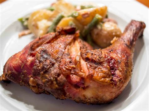 Intense and nourishing, with deliciously aromatic flavors, the chicken leg quarter should be cooked slowly to fully bring out its bold flavor. Recipes Quarter Chicken | Cornell chicken, Cambells ...