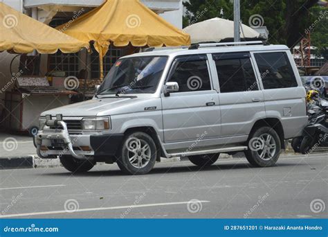 Toyota Tamaraw (Toyota Kijang) Editorial Photo - Image of drive, kijang