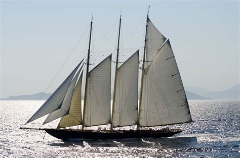 Sy Atlantic Under Sail Photo By Benoit Donne Sailing Boat Classic