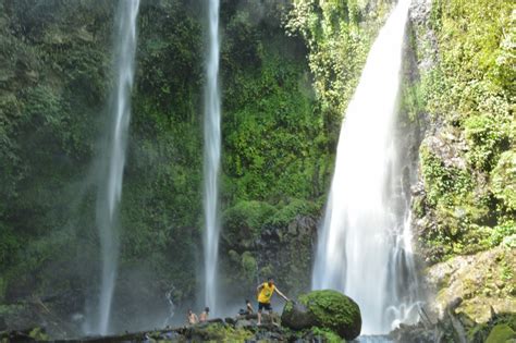 Afoid raining to visit this place because very sleepary and big floods on the river and also water slide on the rigtside and left side of. Tiket Masuk Tekaan Telu Waterfall - Nikmati Keindahan Air Terjun Tunan Talawaan Di Minahasa ...