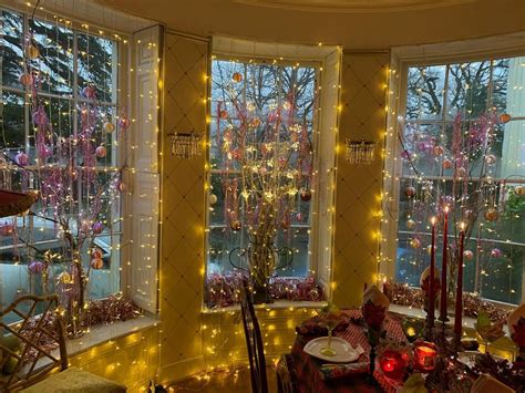 Creative Window Decoration Ideas To Feel Like Holiday Talkdecor