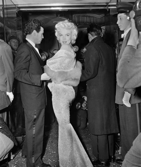 Marilyn Monroe At The Premiere Of East Of Eden 1955 Marilyn Monroe