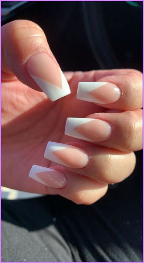 V French Tip Nails In 2021 French Tip Acrylic Nails Short Coffin
